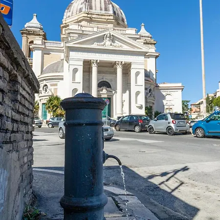 Bright And Cozy In Heart Of Ponte Milvio * Rome