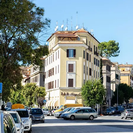 Apartment Bright And Cozy In Heart Of Ponte Milvio *