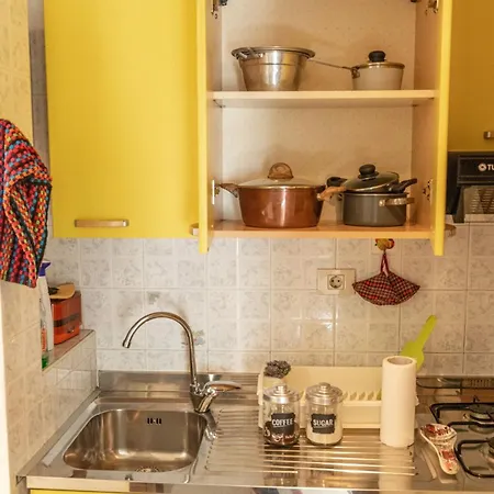 Bright And Cozy In Heart Of Ponte Milvio Rome